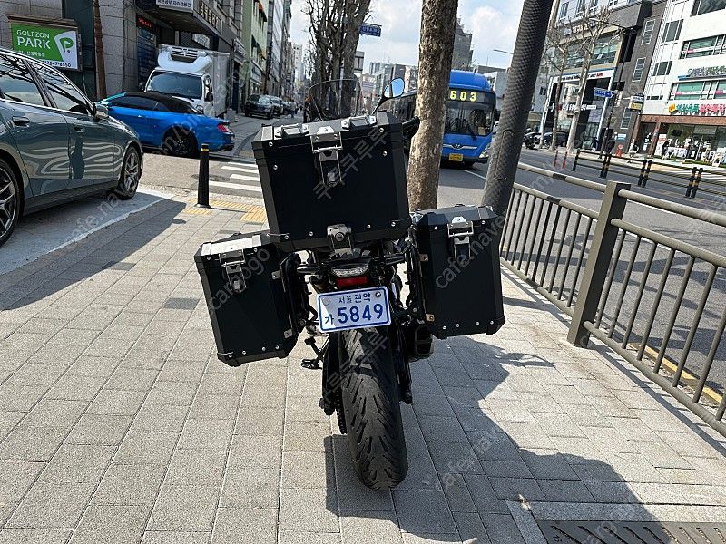 BMW F 900 XR more