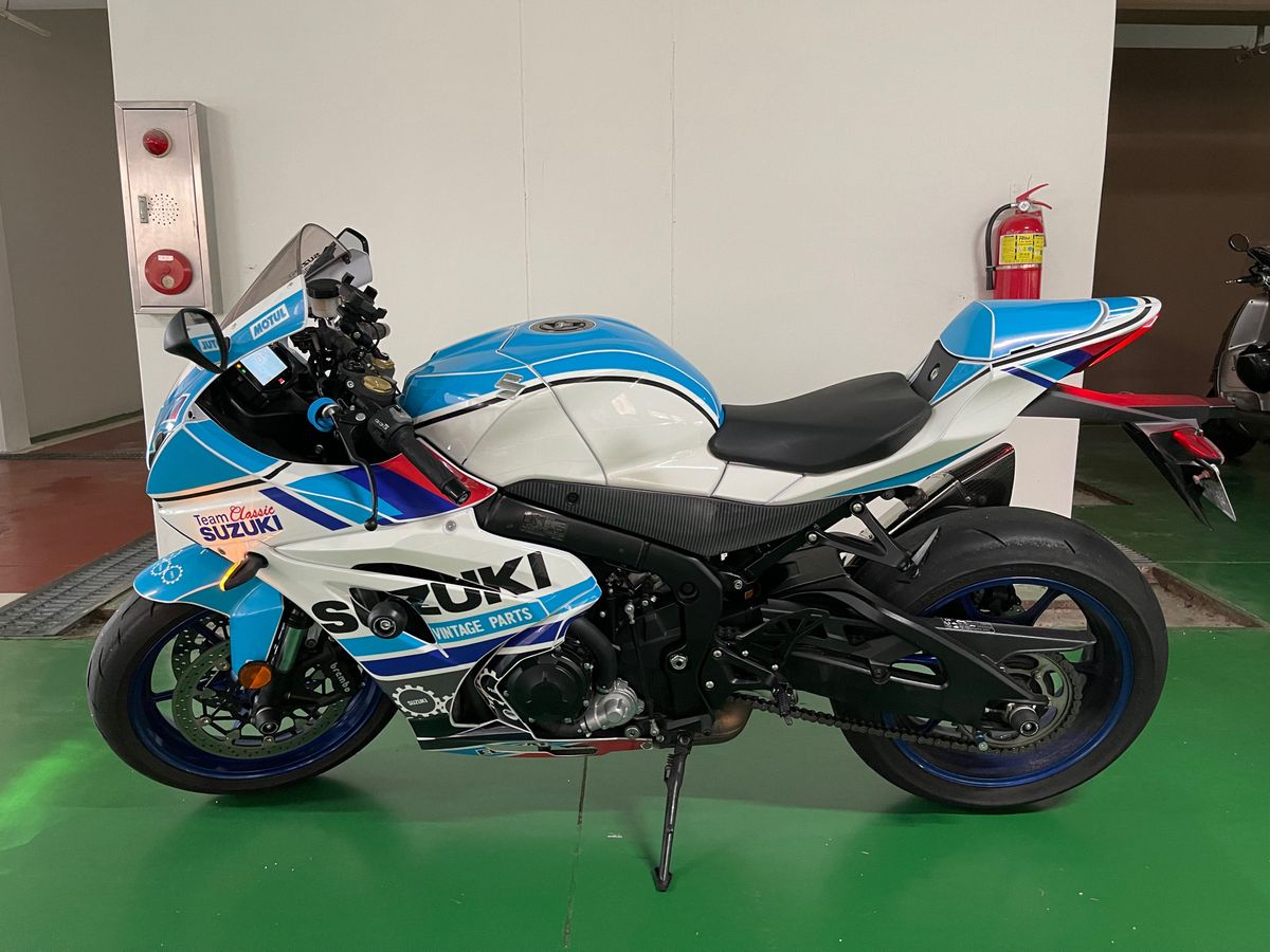 스즈키 GSX R 1000 ABS thumb 2