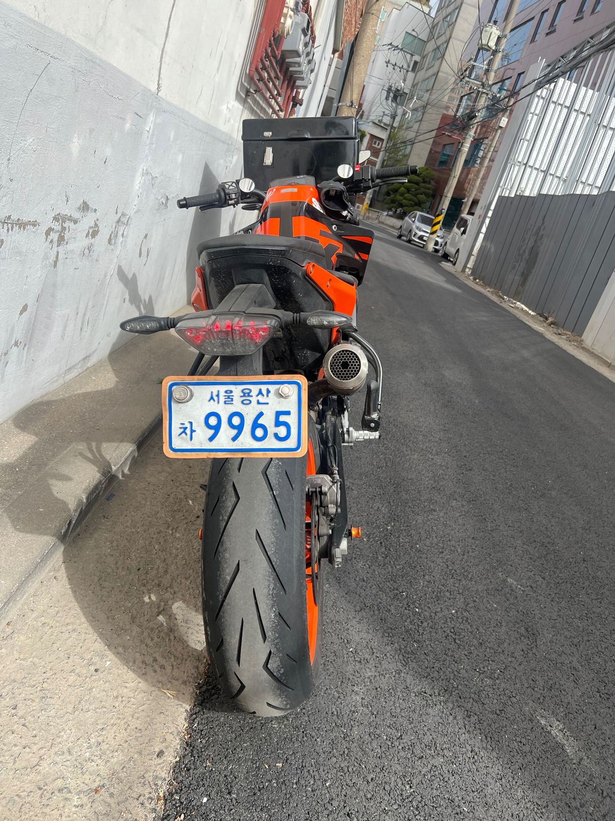 KTM 890 듀크 GP 4