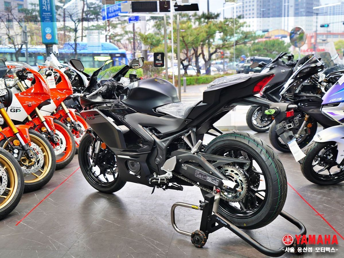 야마하 YZF R3 26
