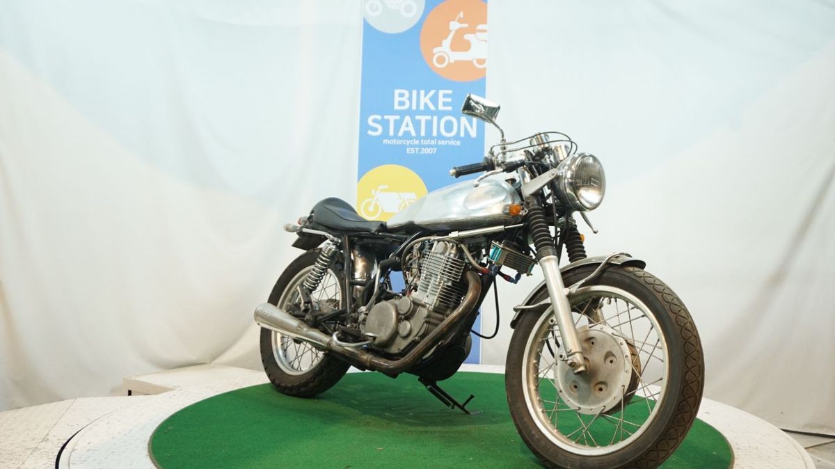 야마하 SR 400 more