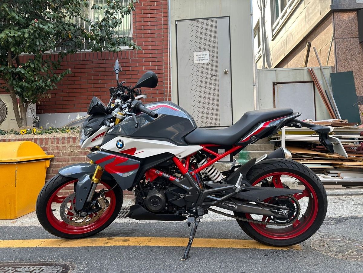BMW G 310 R thumb 2