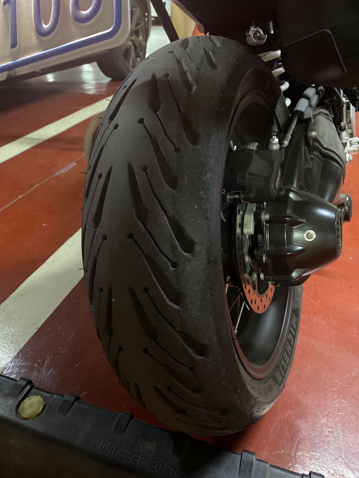 BMW R nine T  9