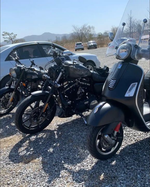 베스파 GTS 300 슈퍼 main