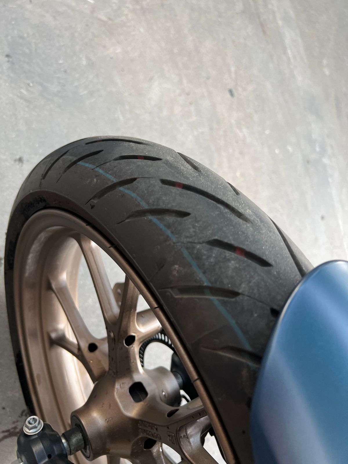 혼다 CB 125 R 11