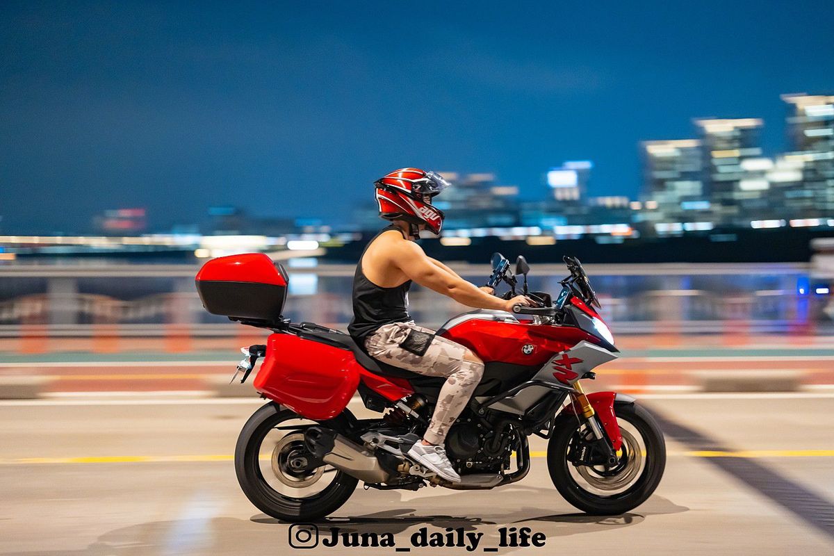 BMW F 900 XR 7