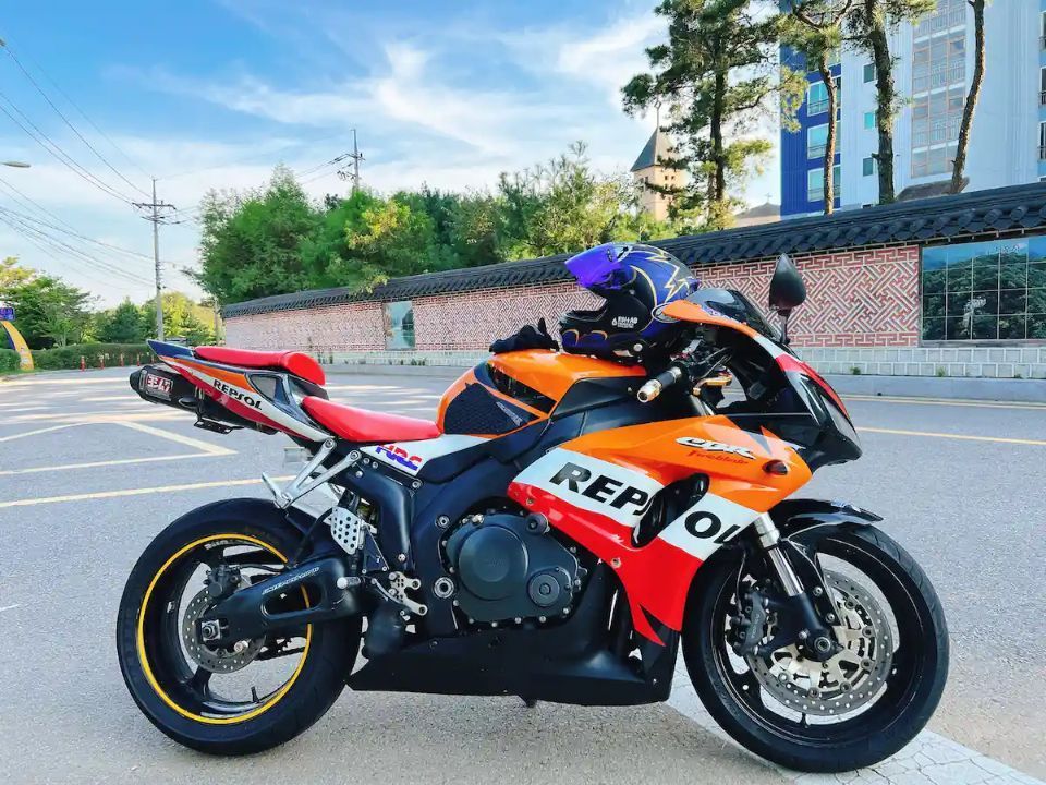 혼다 CBR 1000 RR main