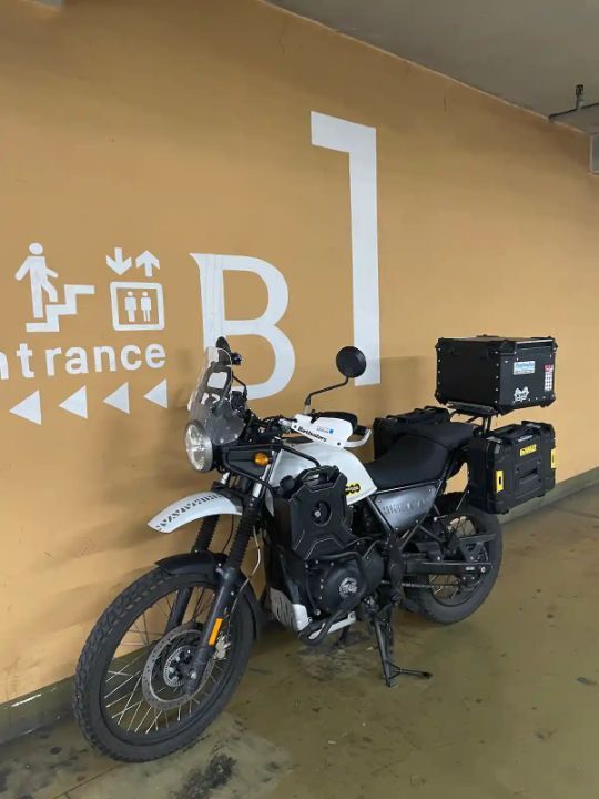 로얄엔필드 히말라얀 main
