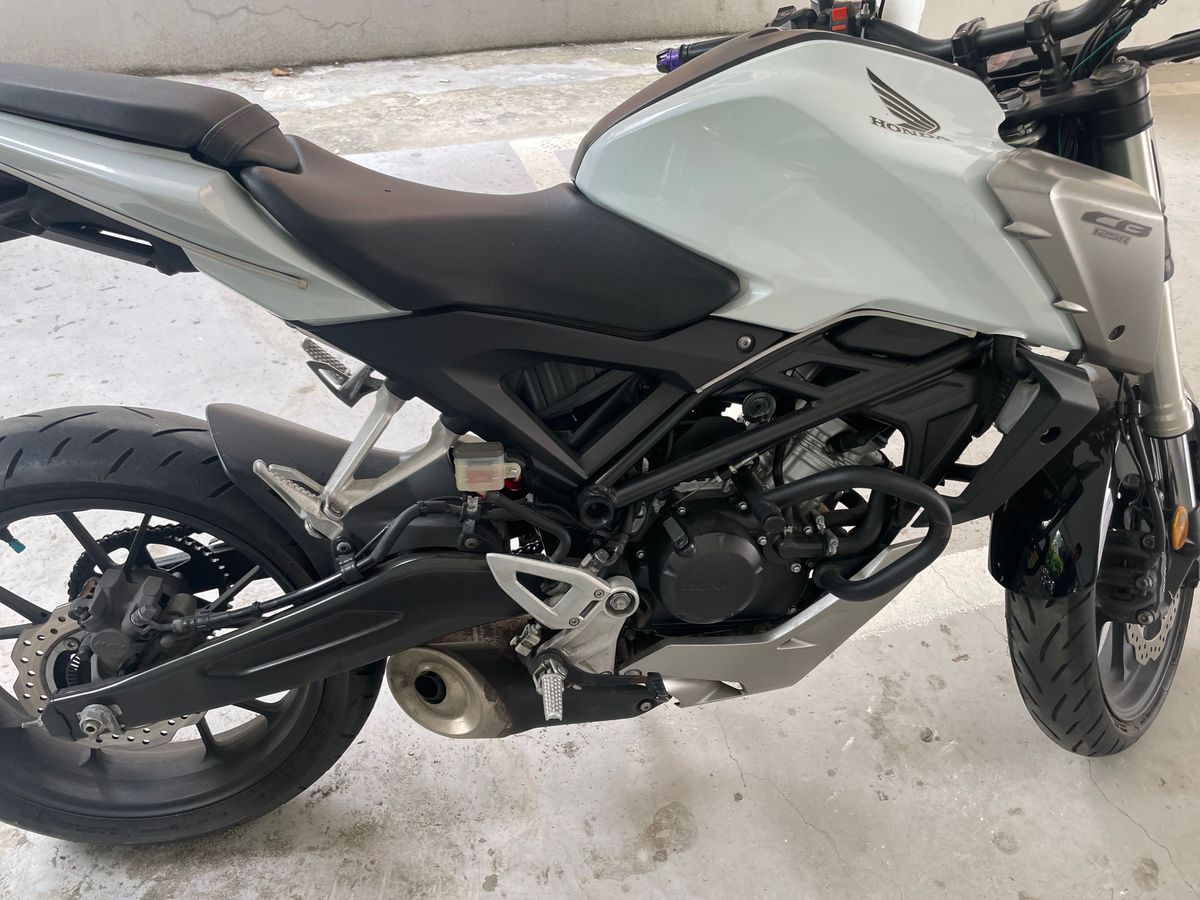 혼다 CB 125 R main