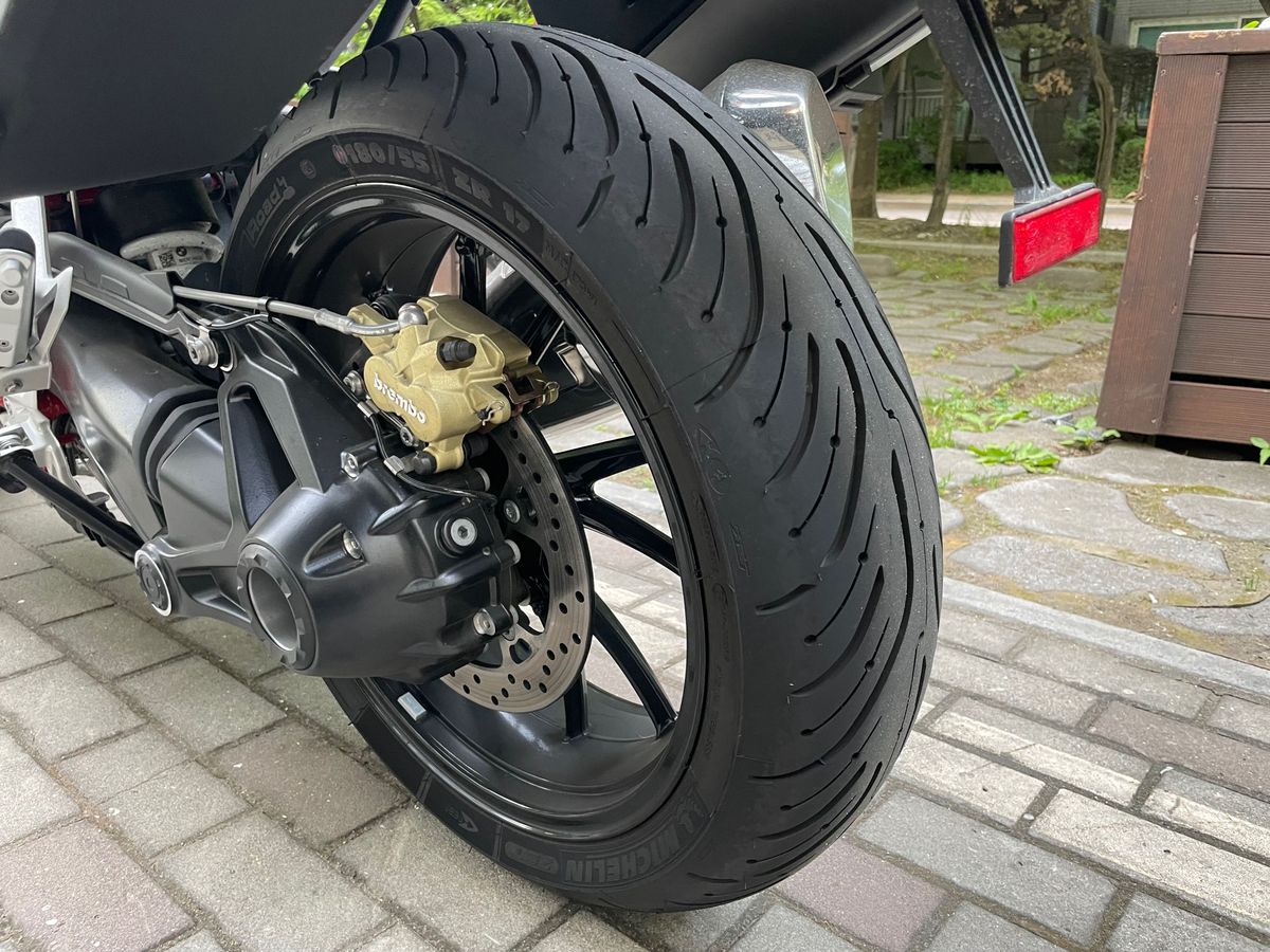 BMW R 1250 RS 9