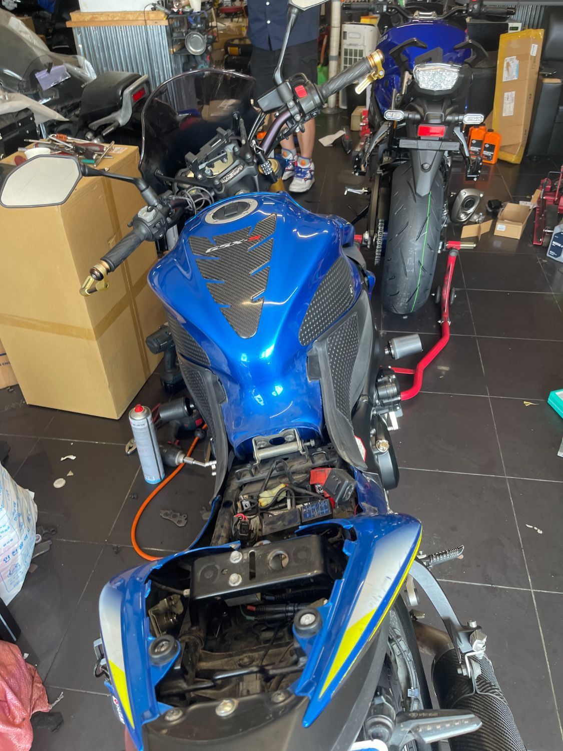 스즈키 GSX S 1000 more