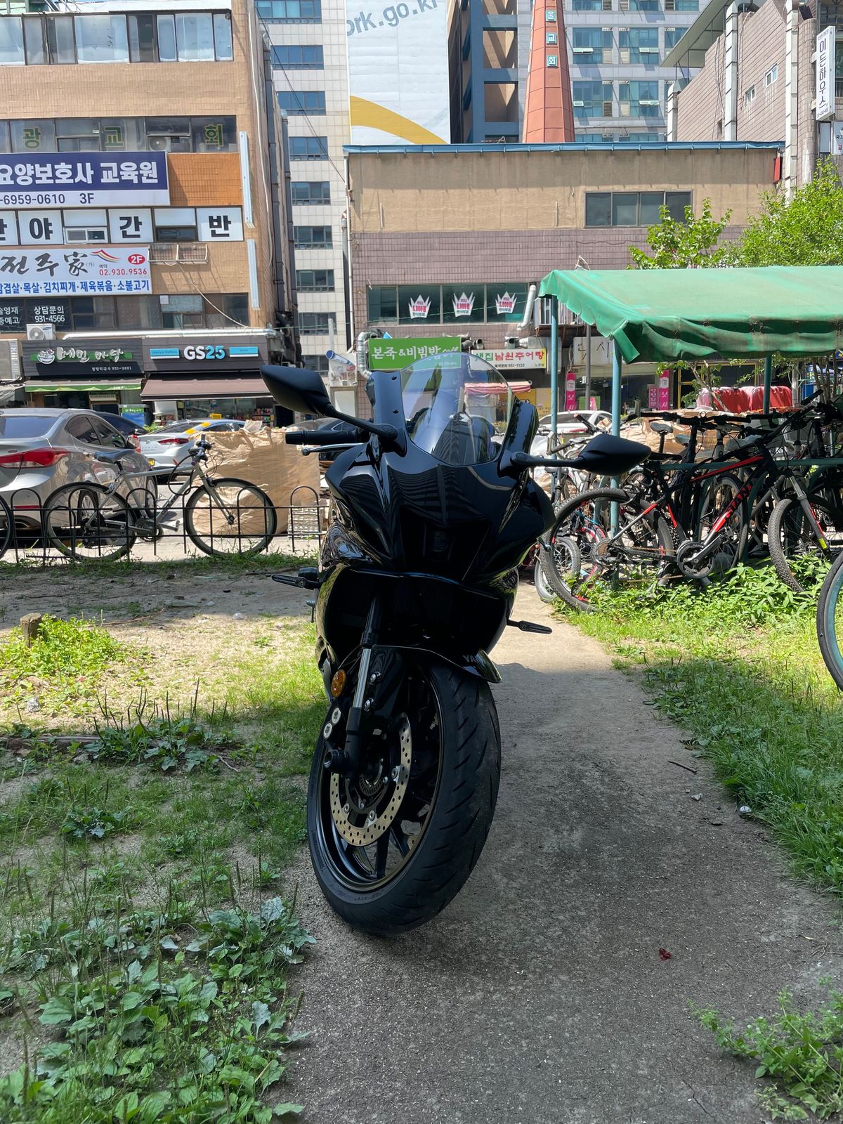 야마하 YZF R7 9
