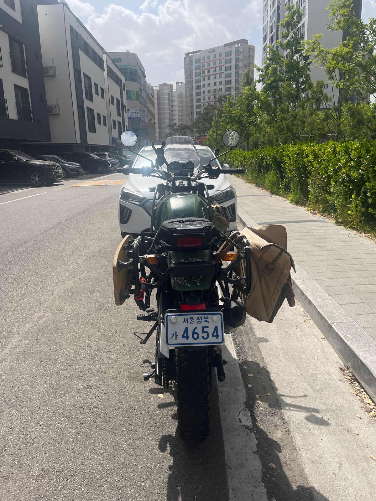 로얄엔필드 히말라얀 4