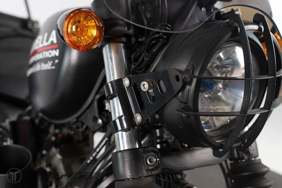 KR모터스 아퀼라 300 S 56