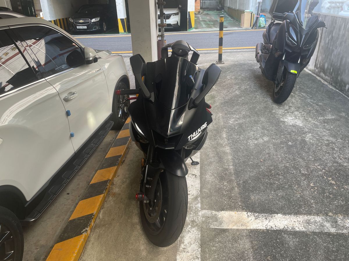 야마하 YZF R6 more