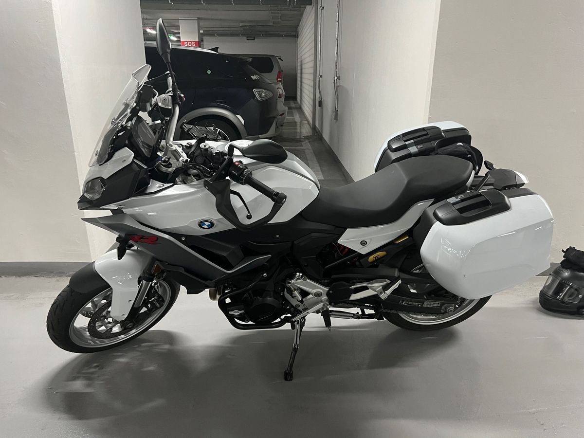 BMW F 900 XR thumb 2
