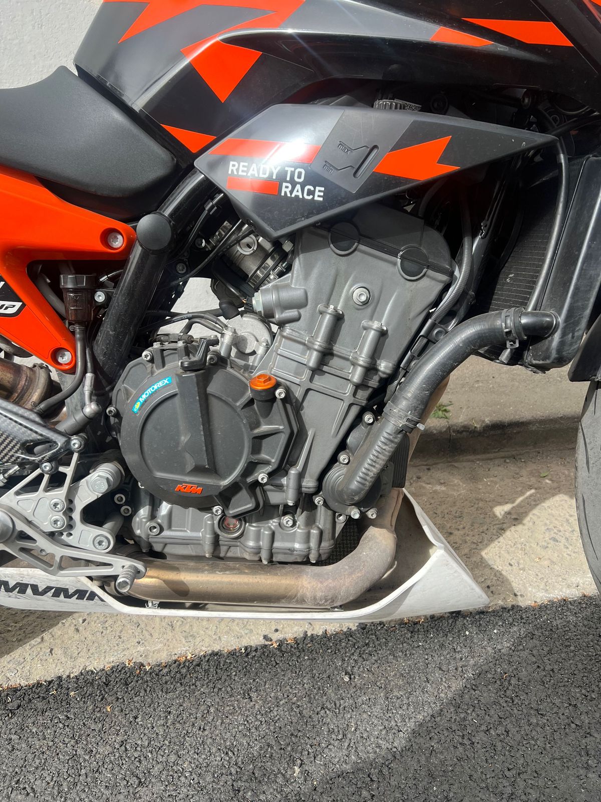 KTM 890 듀크 GP 7