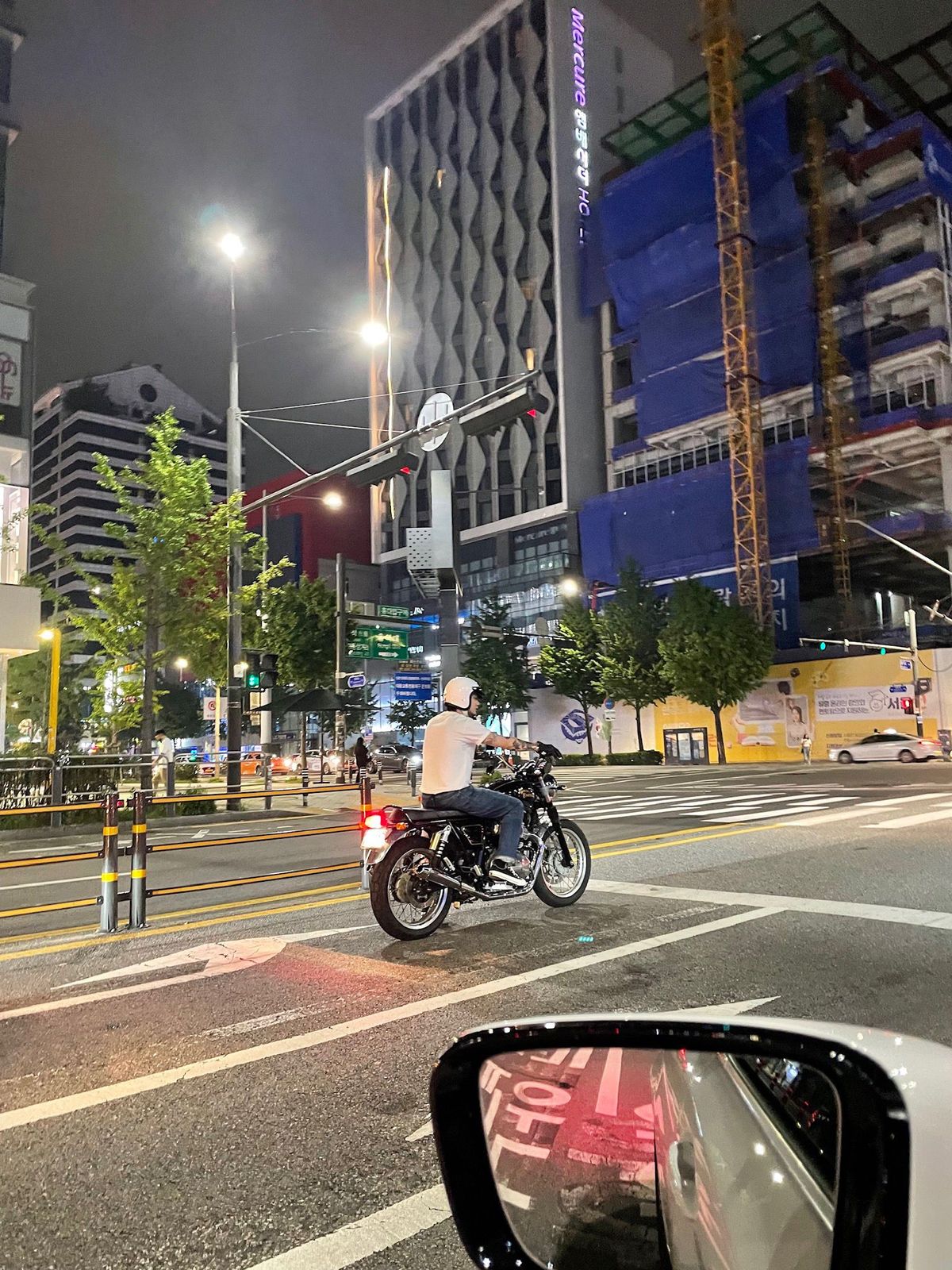로얄엔필드 인터셉터 650 4