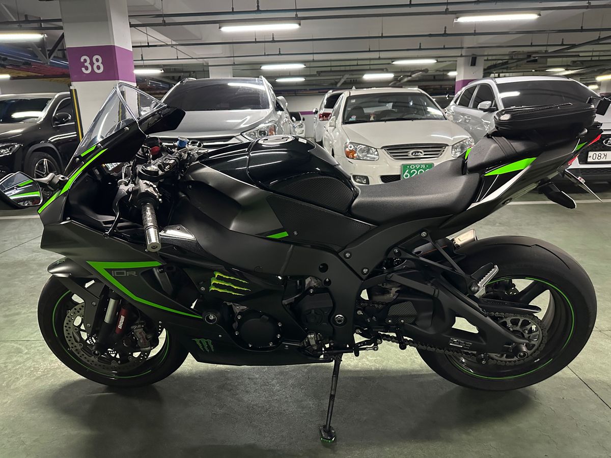 가와사키 닌자 ZX 10 R thumb 2