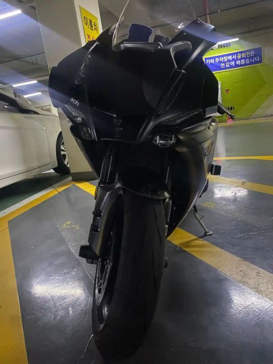 야마하 YZF R1 main