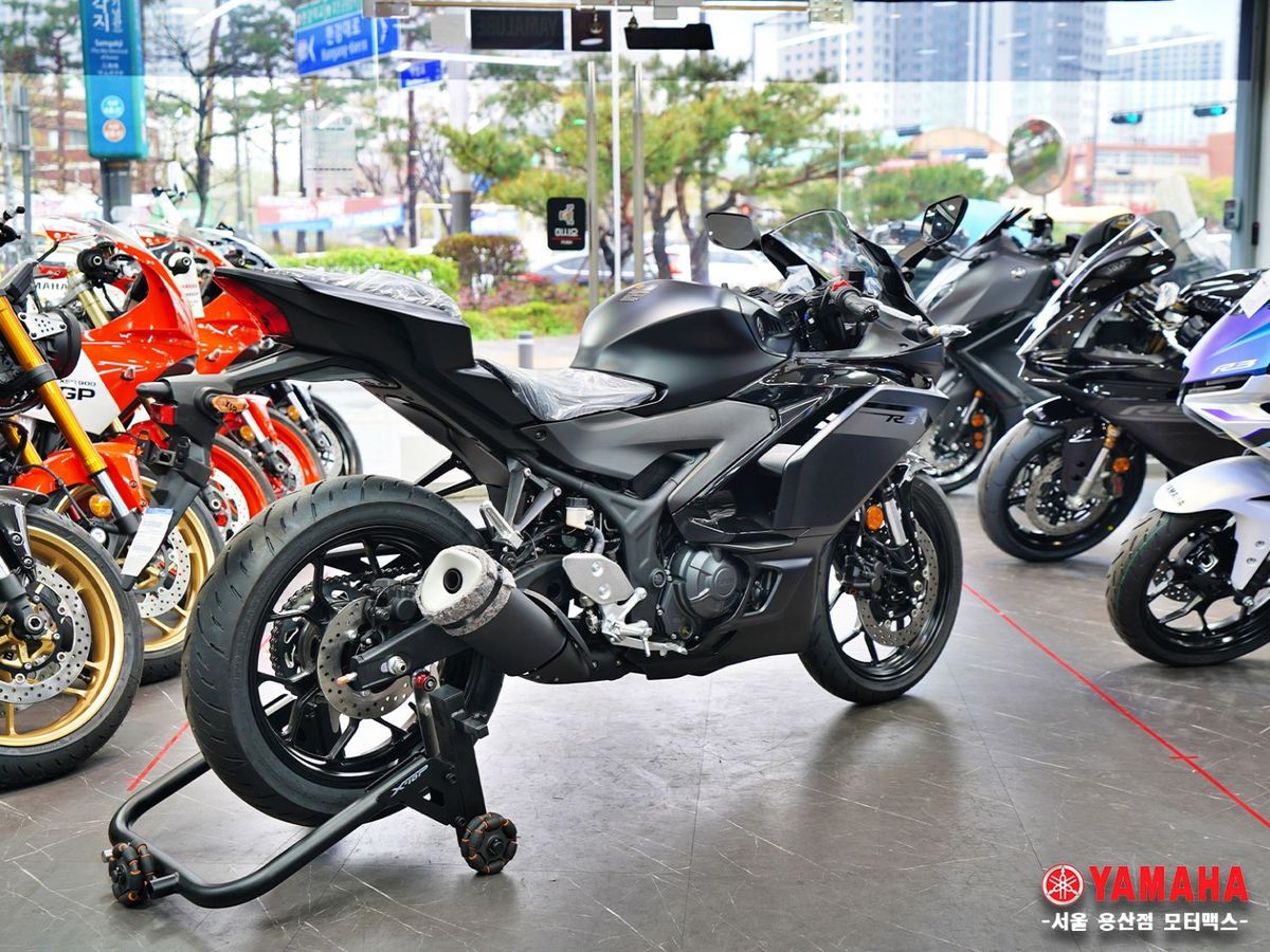 야마하 YZF R3 28