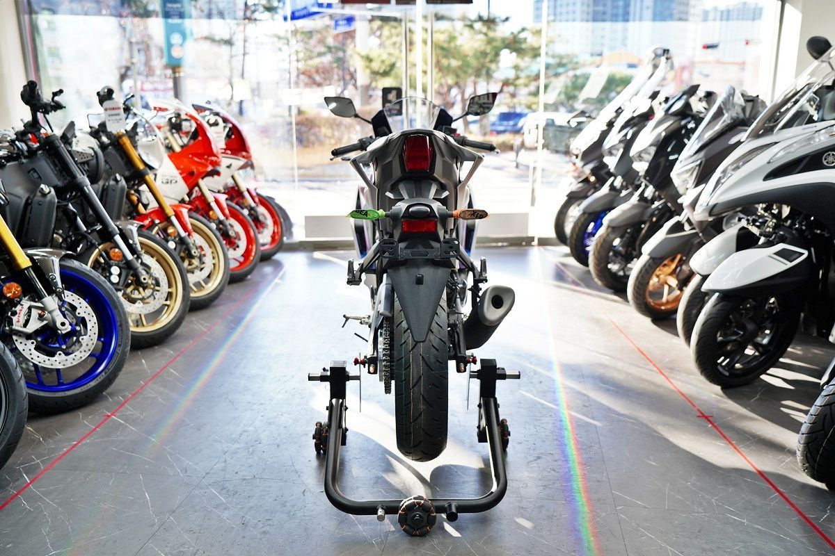 야마하 YZF R3 5