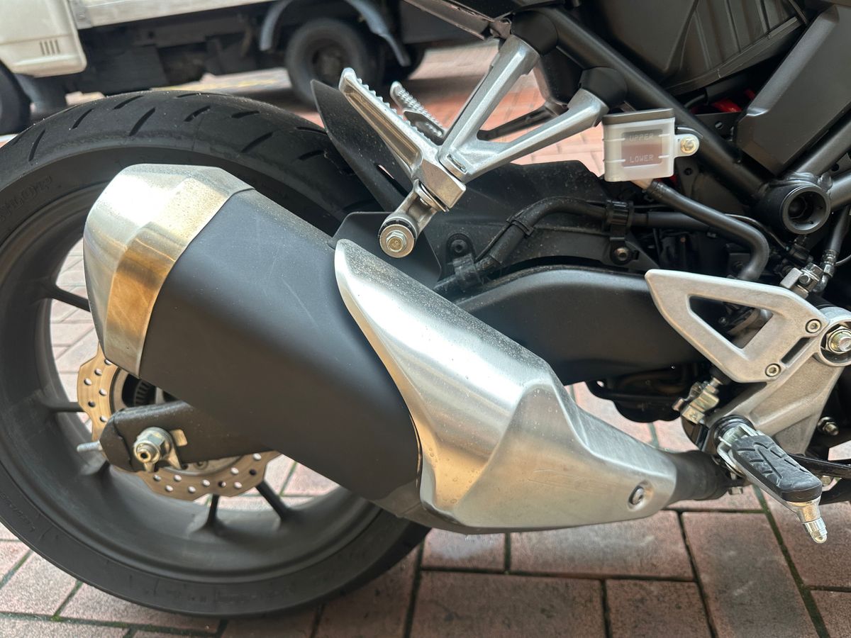 혼다 CB 300 R 9