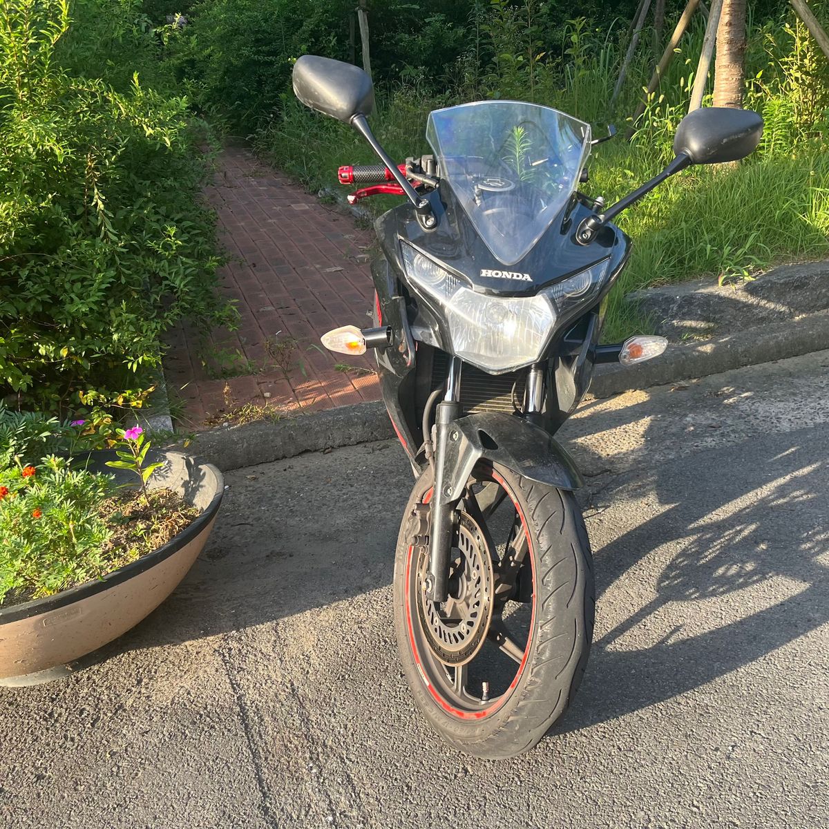 혼다 CBR 125 R more