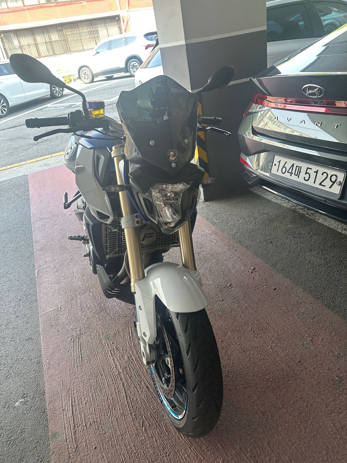 BMW F 800 R more