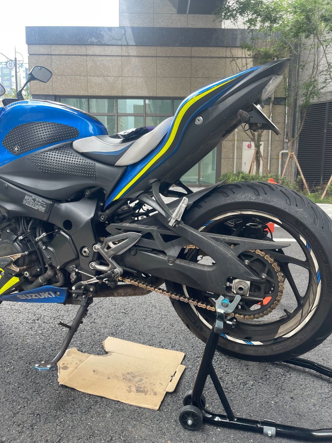스즈키 GSX S 1000 4