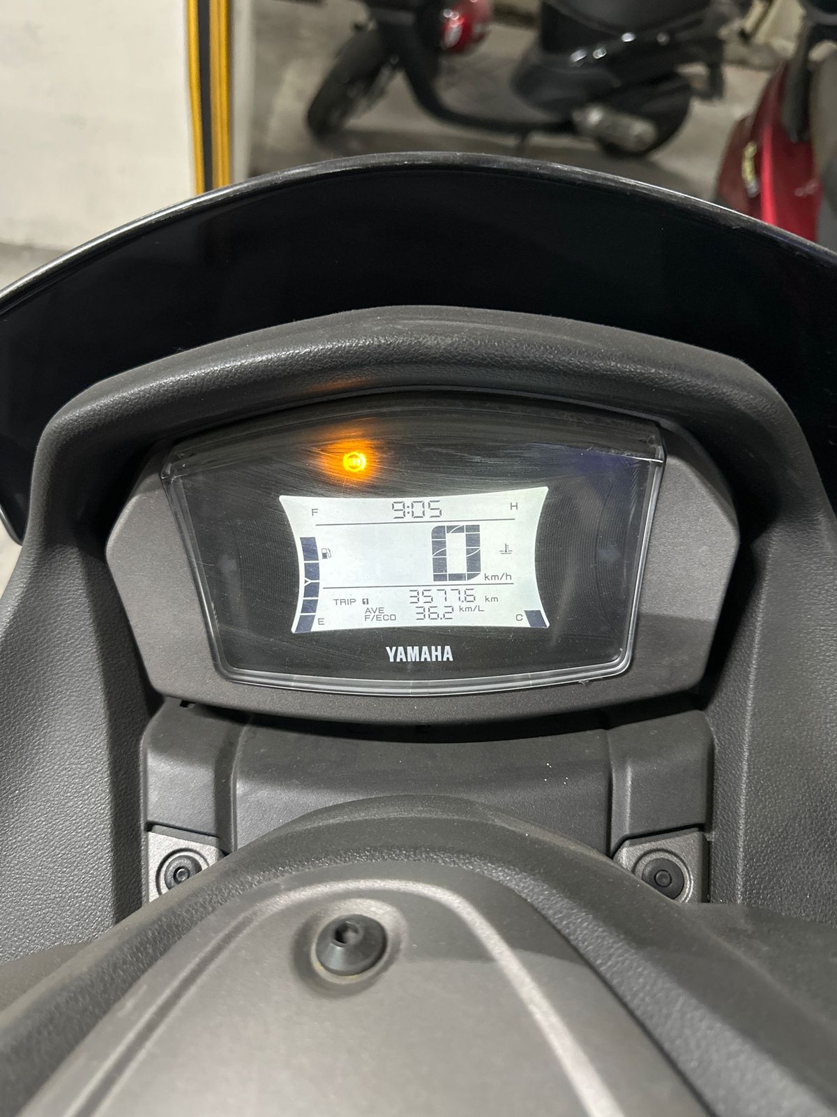 야마하 NMAX 125 5