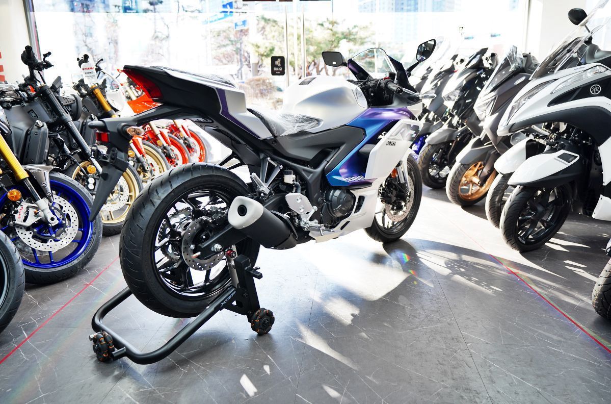 야마하 YZF R3 6