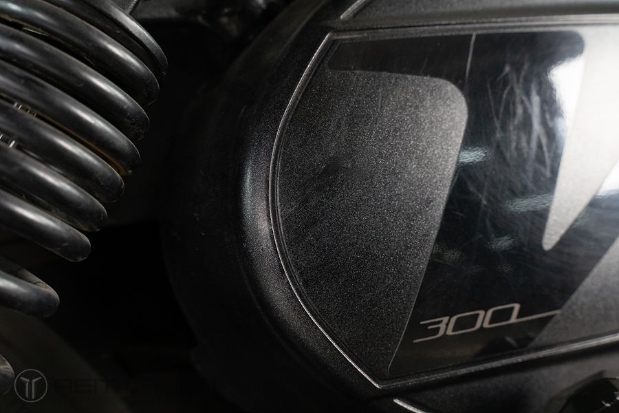 KR모터스 아퀼라 300 S 71