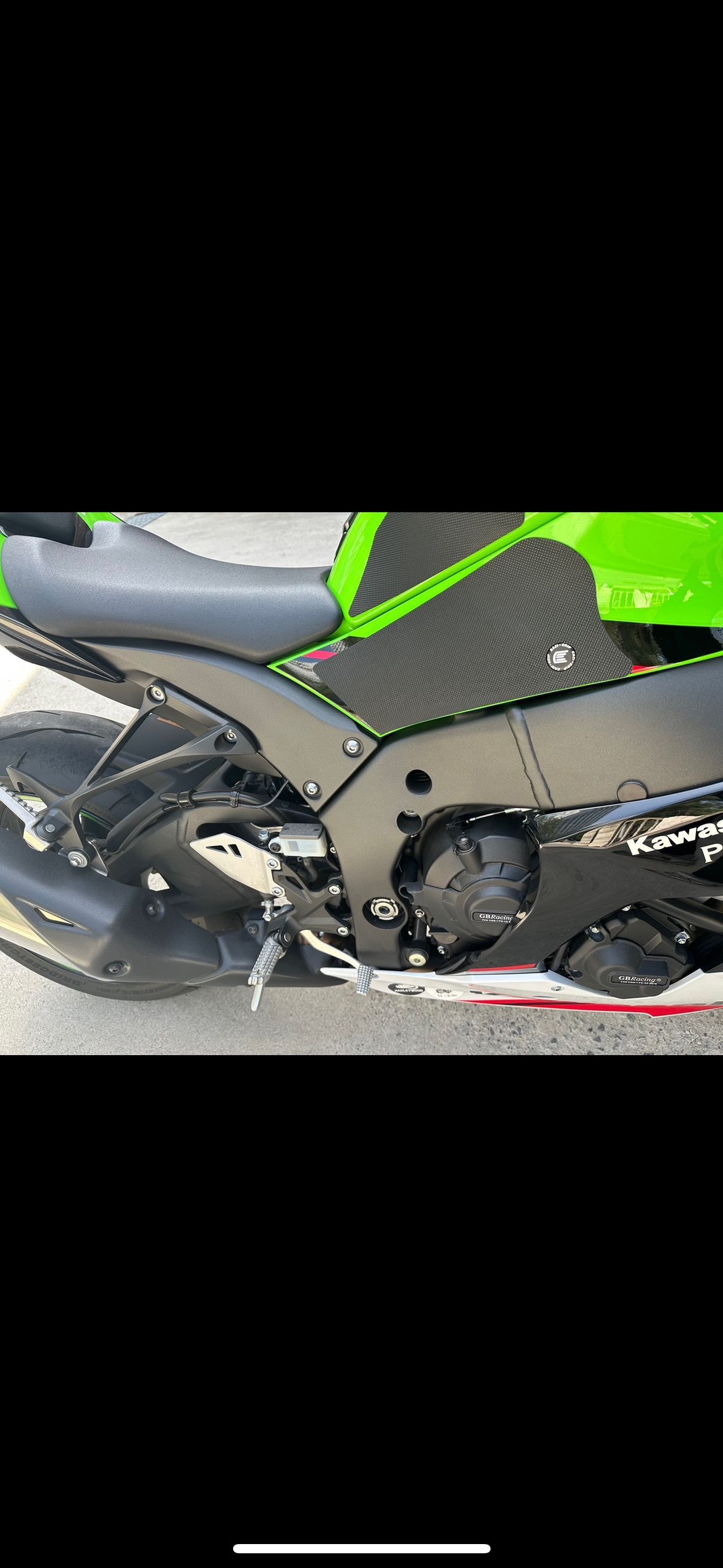 가와사키 닌자 ZX 10 R 5