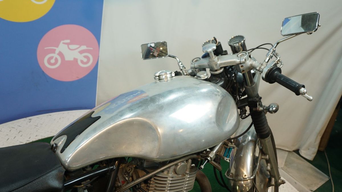 야마하 SR 400 7