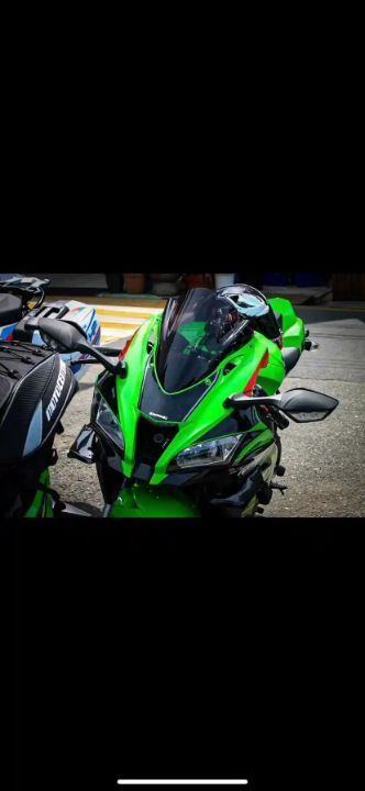 가와사키 닌자 ZX 10 R main