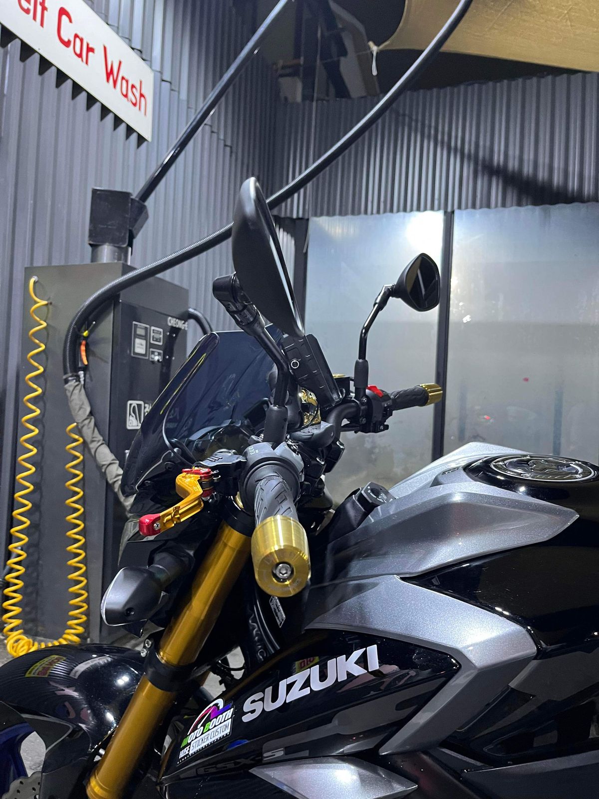 스즈키 GSX S 750 6