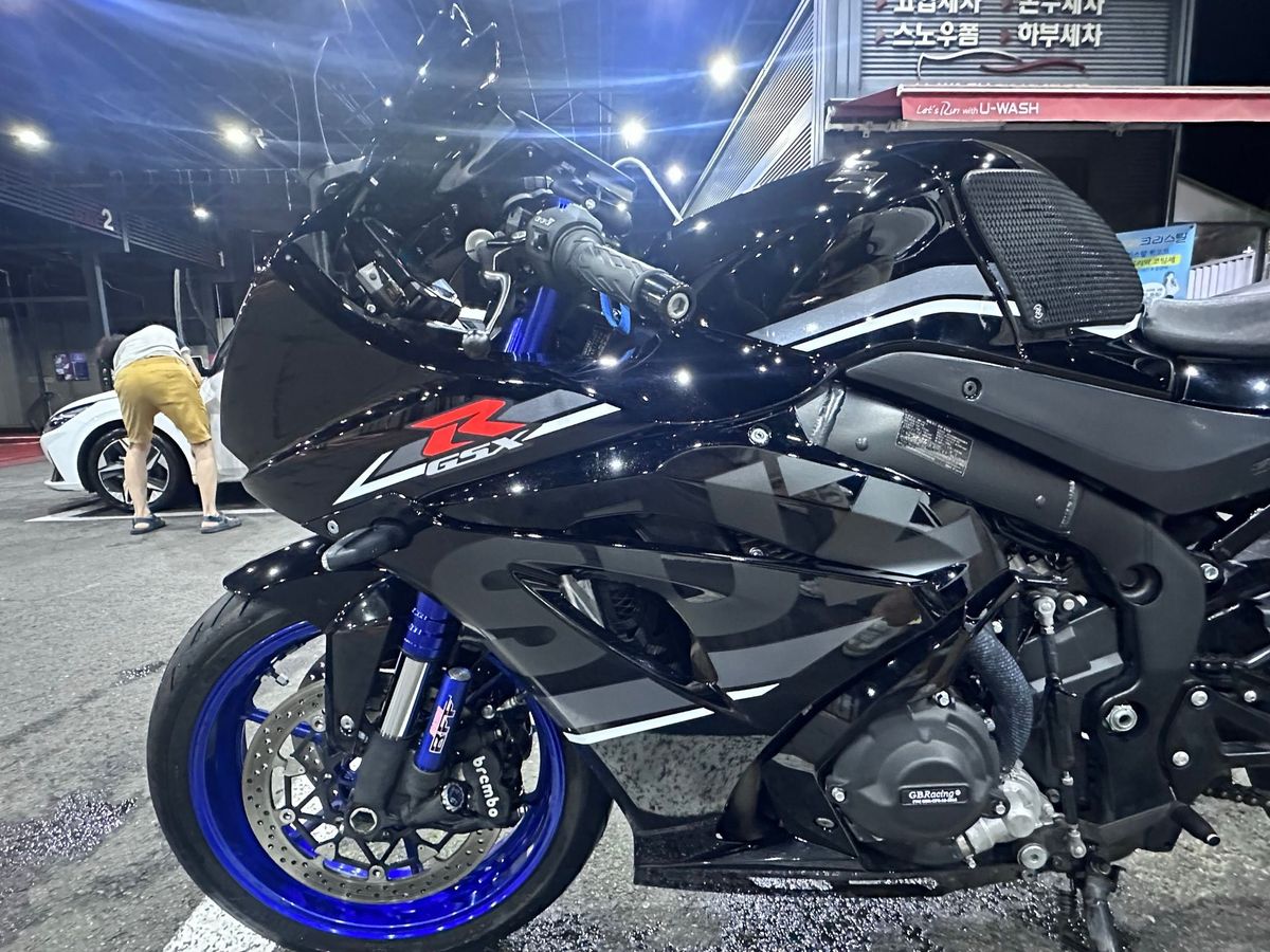 스즈키 GSX R 1000 R 7