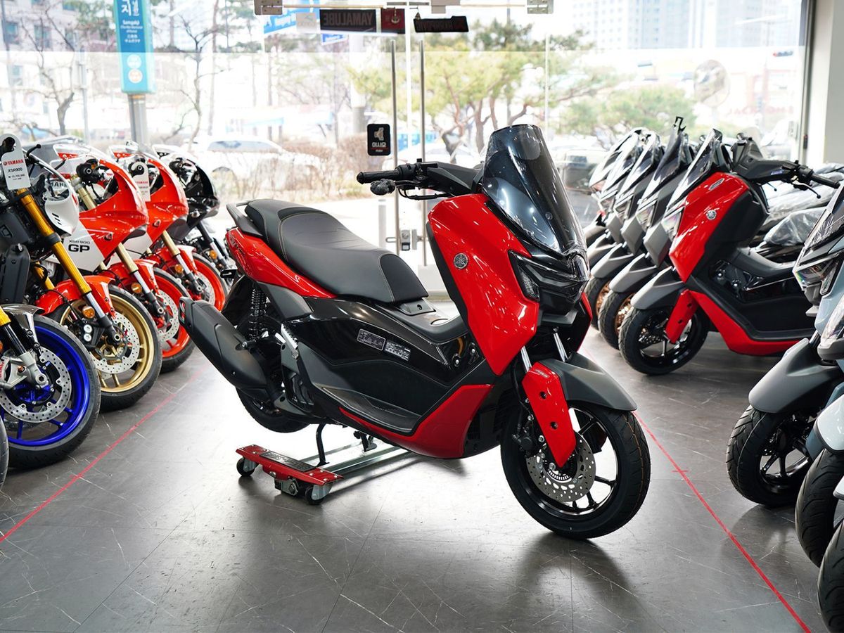 야마하 NMAX 155 6