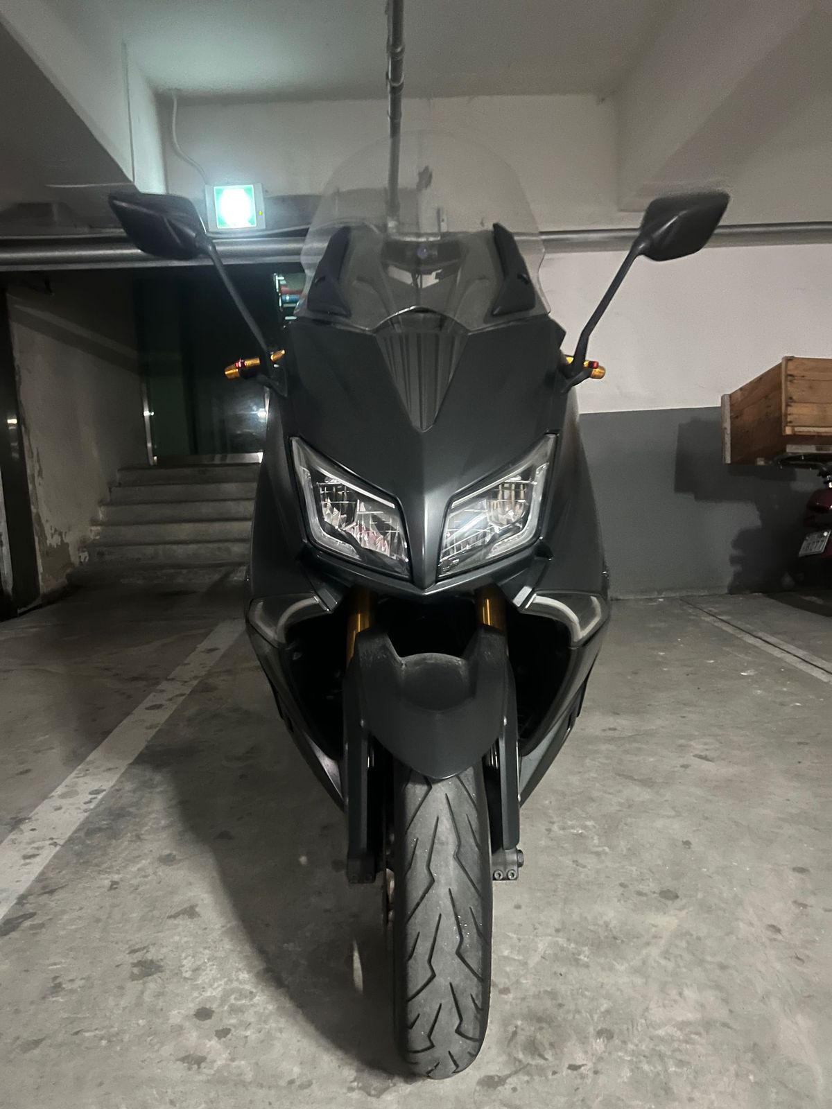 야마하 TMAX 530 more