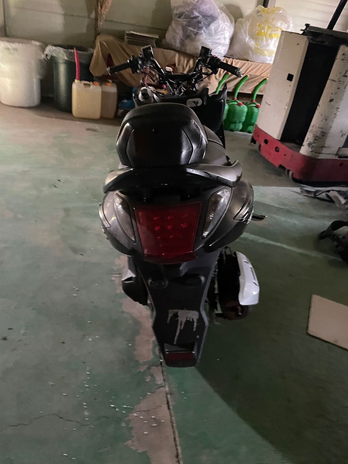SYM 보이져 125 EVO 4
