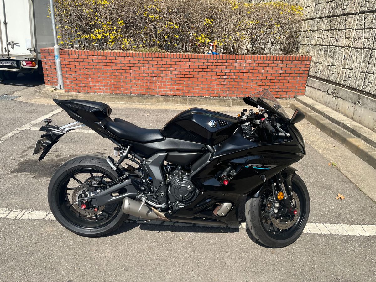 야마하 YZF R7 main