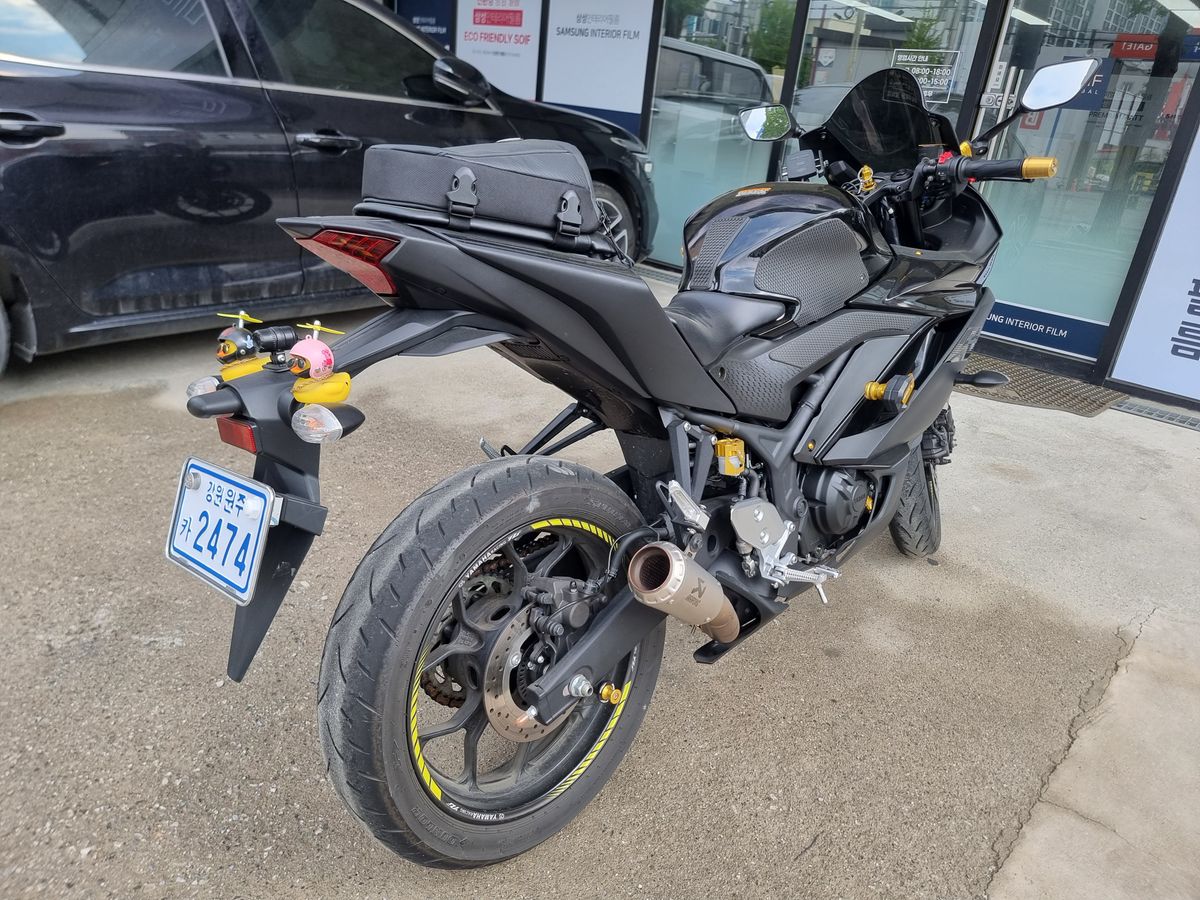 야마하 YZF R3 4