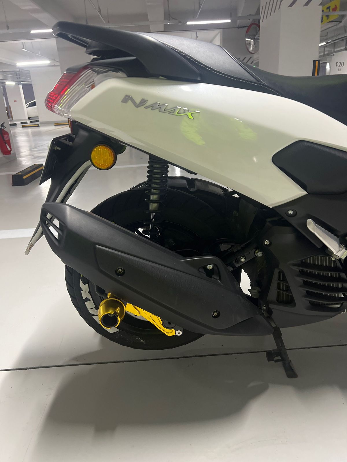 야마하 NMAX 125 10