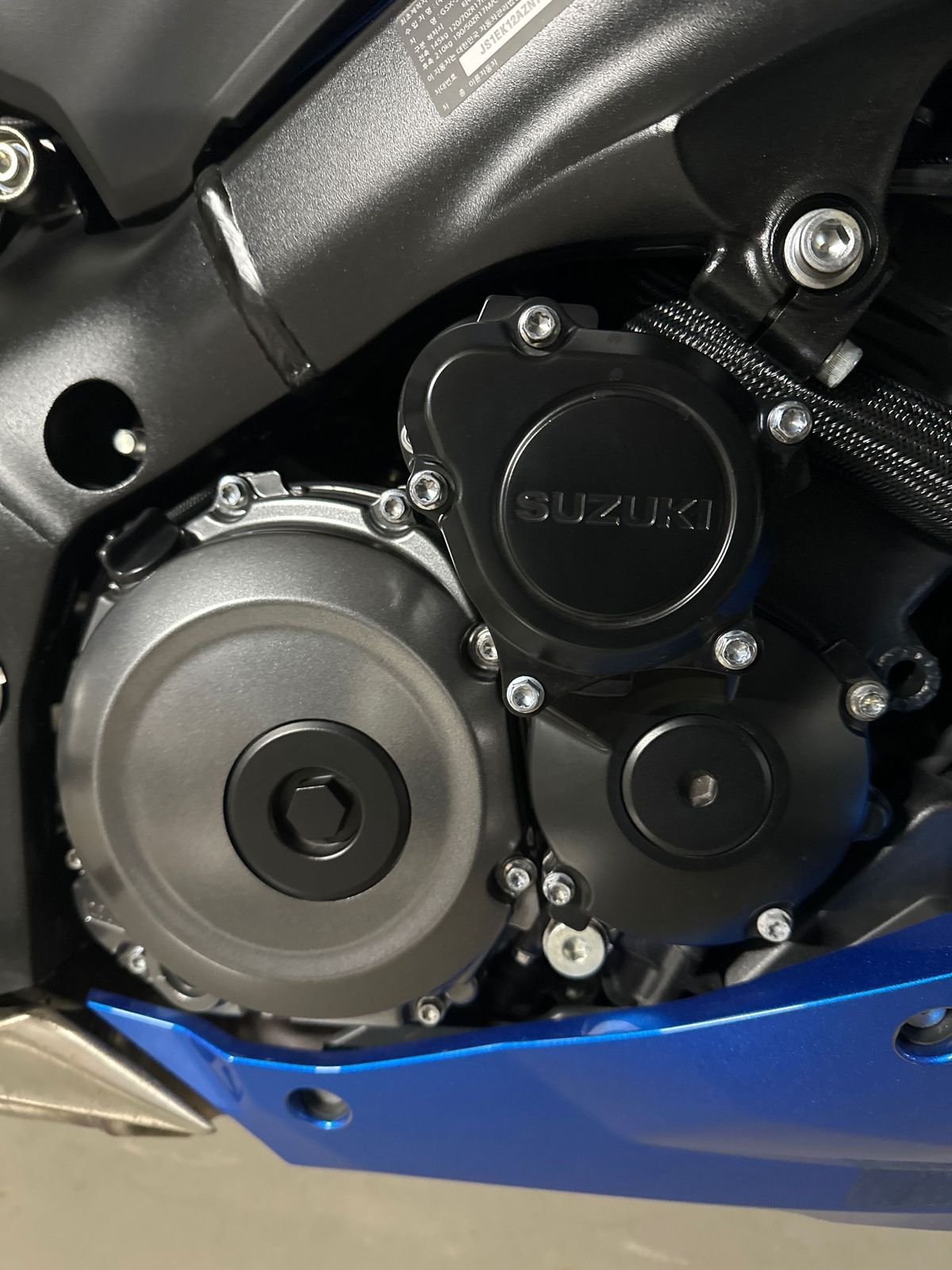 스즈키 GSX S 1000 GT 7