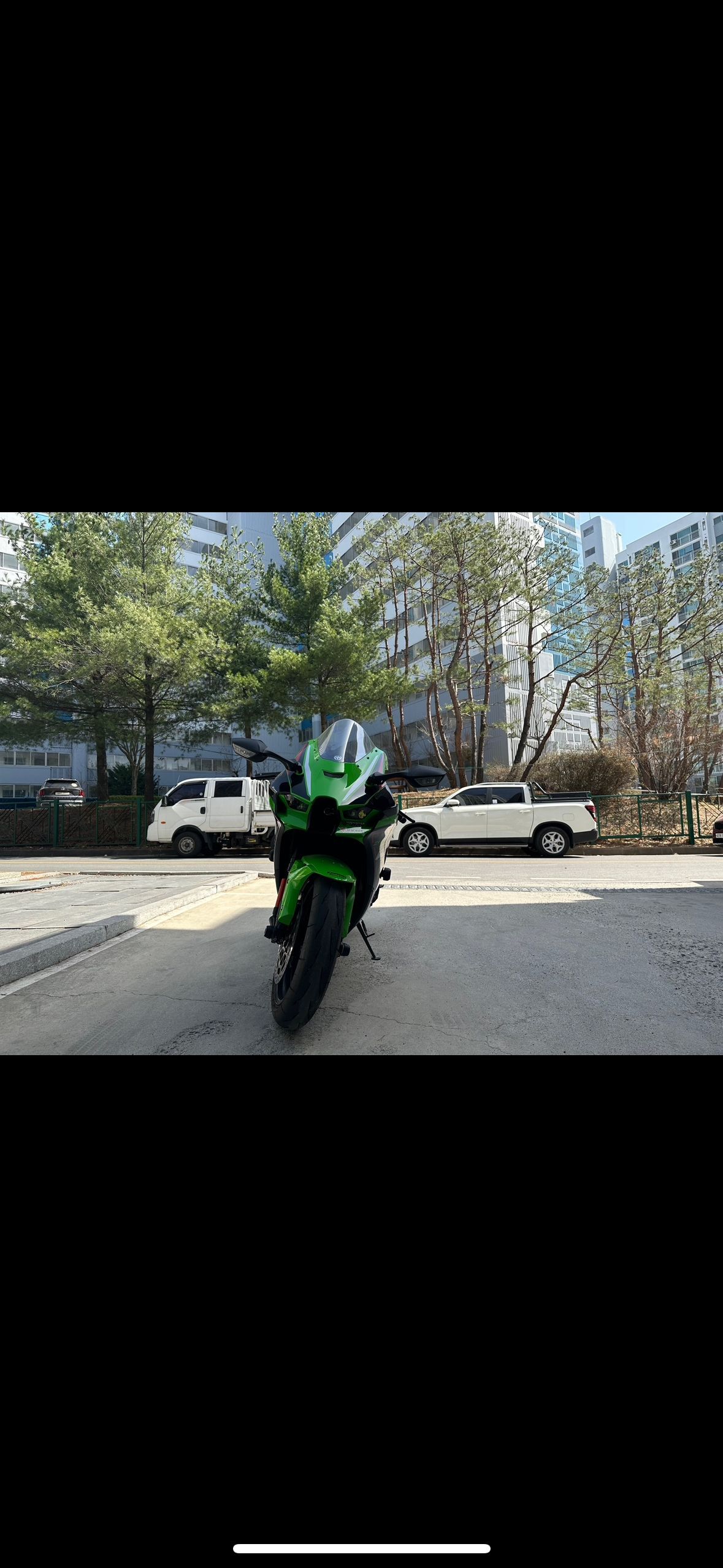 가와사키 닌자 ZX 10 R more
