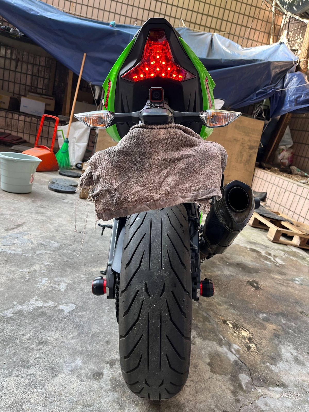 가와사키 닌자 ZX-6R 4