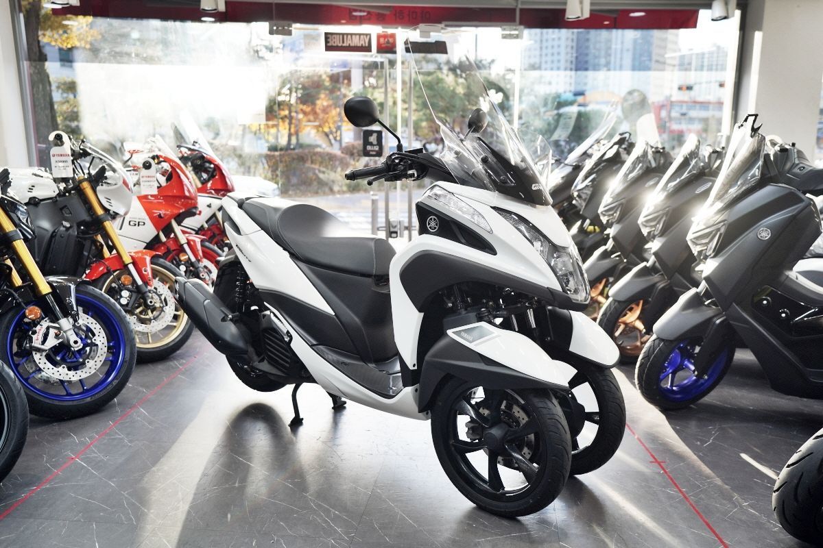 야마하 트리시티 125 S 8