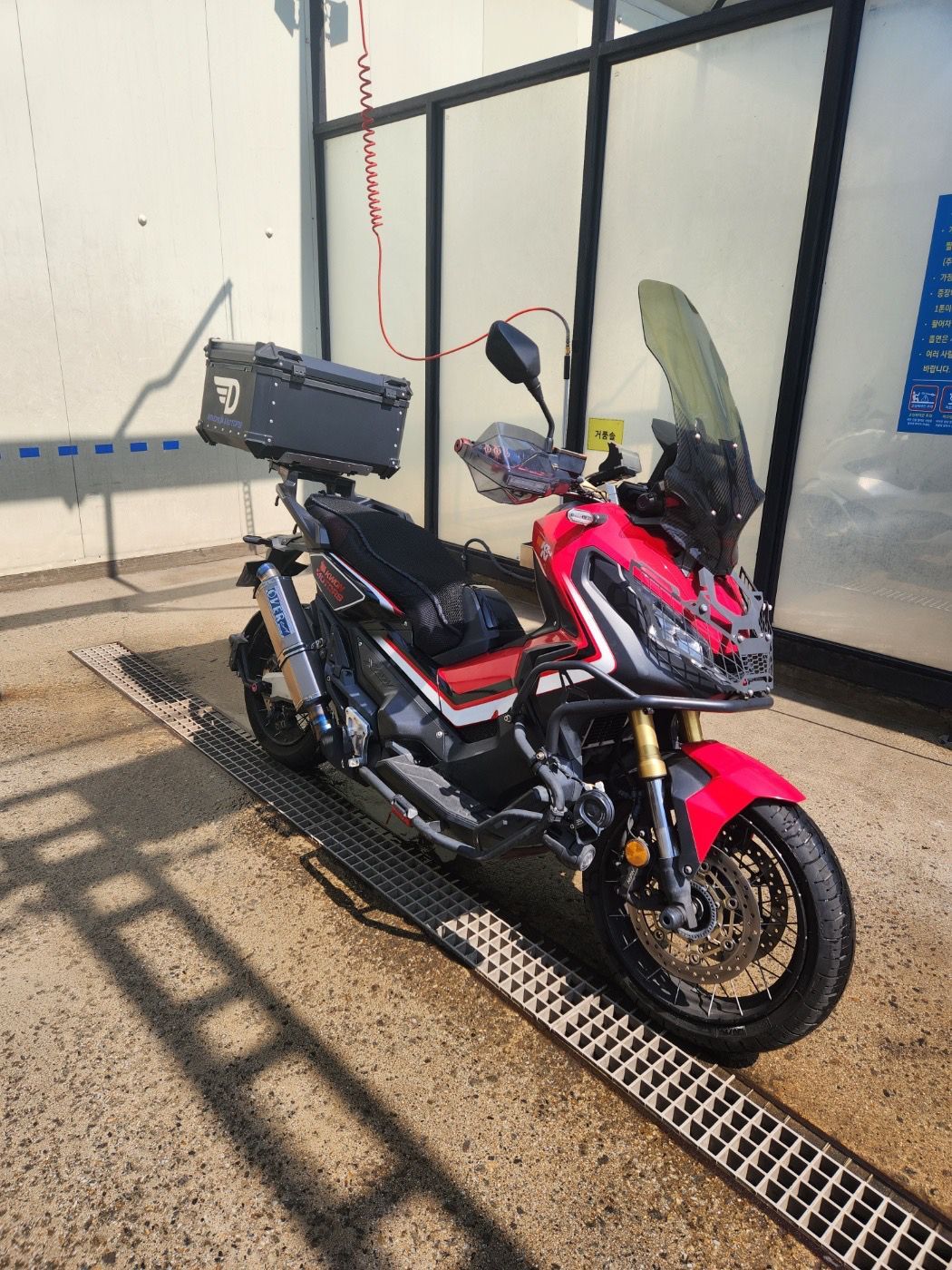 혼다 ADV 350 main