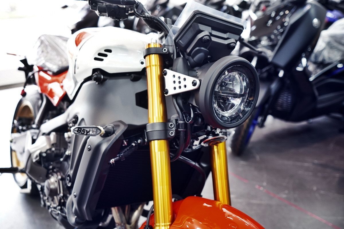 야마하 XSR 900 9